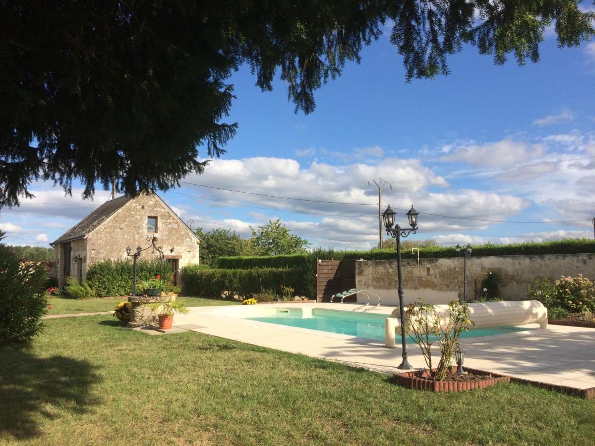 La Recre Bed & Breakfast Restigne Bagian luar foto