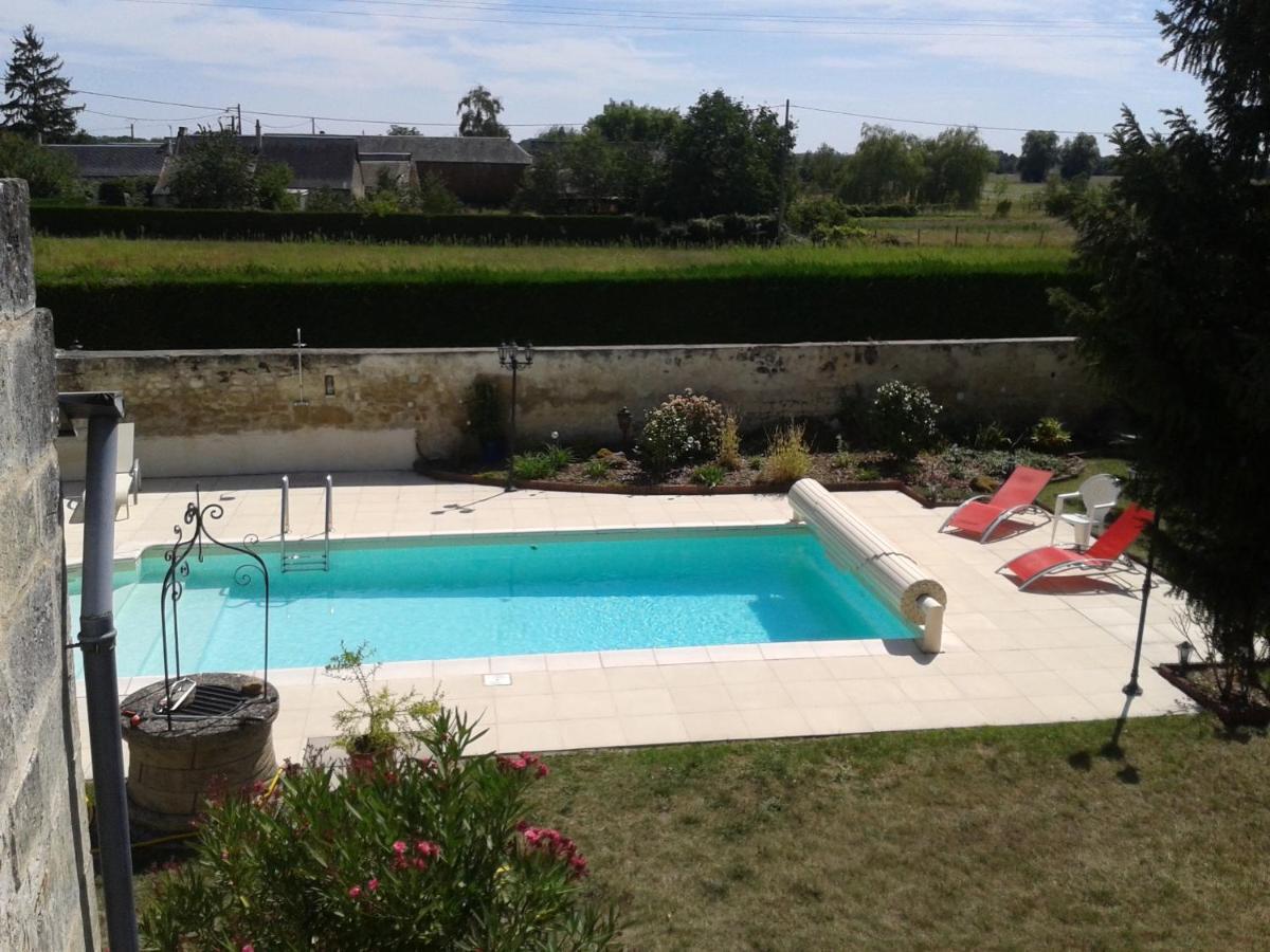 La Recre Bed & Breakfast Restigne Bagian luar foto
