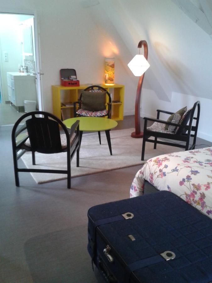 La Recre Bed & Breakfast Restigne Bagian luar foto